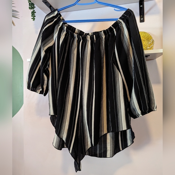 Striped front tie off the shoulder shirt - Picture 1 of 3
